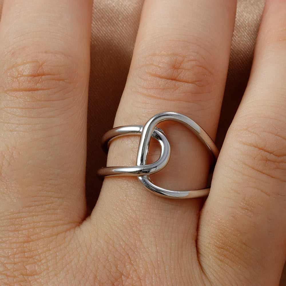 Crossed Ring