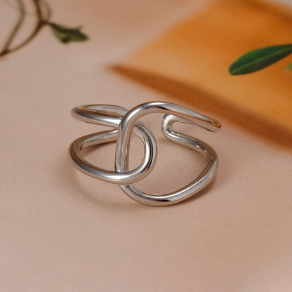 Crossed Ring